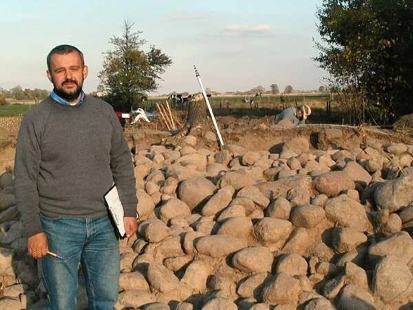 /assets/prasa/izis-czy-będzie-sensacja-archeologiczna.webp